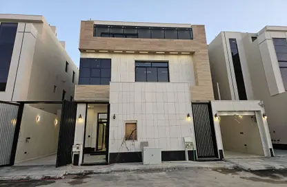 Full Floor - 5 Bedrooms - 4 Bathrooms for sale in Al Maizialah - Riyadh - Ar Riyadh