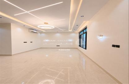 Villa - 7+ Bedrooms - 6 Bathrooms for sale in Dahiyat Al Malik Fahd - Ad Dammam - Eastern Villa - 7+ Bedrooms - 6 Bathrooms for sale in Dahiyat Al Malik Fahd - Ad Dammam - Eastern
