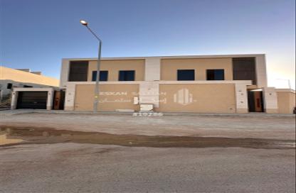 Villa - 6 Bedrooms - 7 Bathrooms for sale in Al Janadriyah - Riyadh - Ar Riyadh