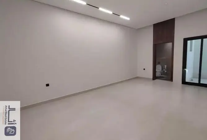 52284708 - Property Image 3