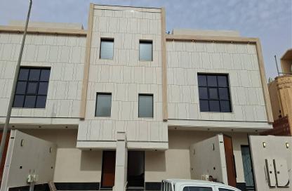 Apartment - 5 Bedrooms - 3 Bathrooms for sale in Al Munisiyah - Riyadh - Ar Riyadh