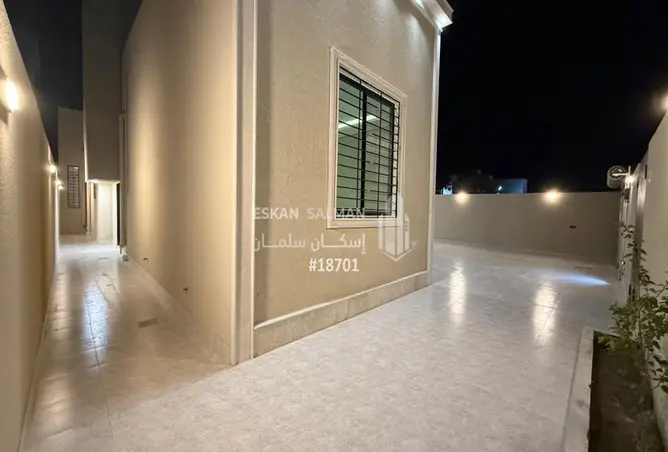 51003861 - Property Image 2