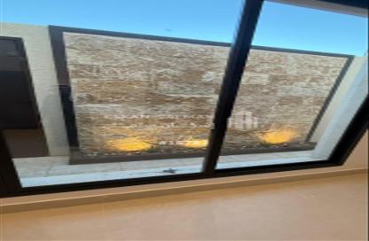 Full Floor - 7 Bedrooms - 5 Bathrooms for sale in نوارة - Al Muzahimiyah - Ar Riyadh