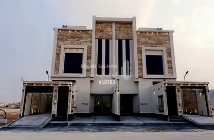 Full Floor - 7 Bedrooms - 5 Bathrooms for sale in نوارة - Al Muzahimiyah - Ar Riyadh