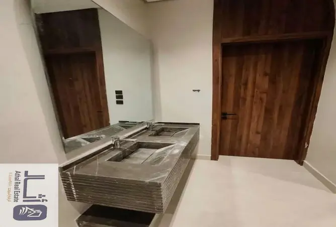 52290023 - Property Image 2