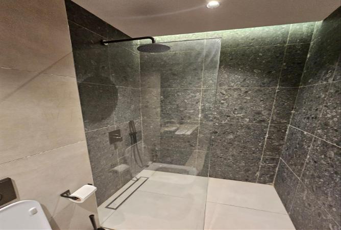 51654047 - Property Image 2
