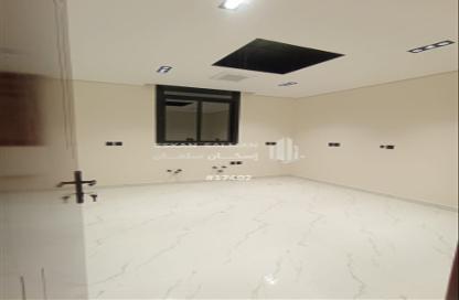 Apartment - 4 Bedrooms - 1 Bathroom for sale in Al Janadriyah - Riyadh - Ar Riyadh Apartment - 4 Bedrooms - 1 Bathroom for sale in Al Janadriyah - Riyadh - Ar Riyadh