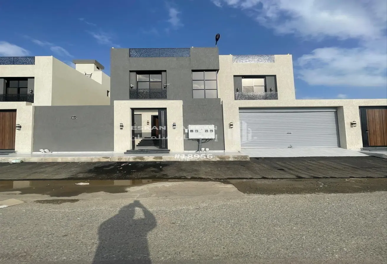 51003889 - Property Main Image