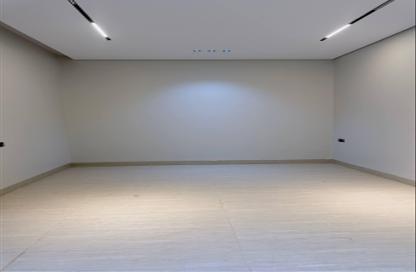 Full Floor - 4 Bedrooms - 4 Bathrooms for sale in Ar Rimal - Riyadh - Ar Riyadh