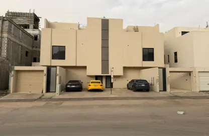 Full Floor - 4 Bedrooms - 4 Bathrooms for sale in Ar Rimal - Riyadh - Ar Riyadh
