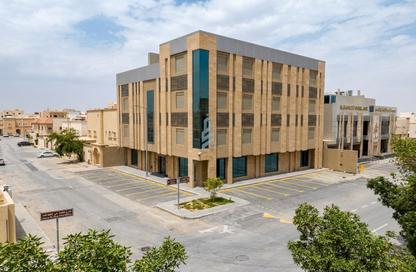 Apartment - 3 Bedrooms - 3 Bathrooms for rent in Al Masif - Riyadh - Ar Riyadh