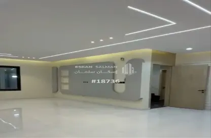 Full Floor - 7 Bedrooms - 5 Bathrooms for sale in السر - At Taif - Makkah Al Mukarramah