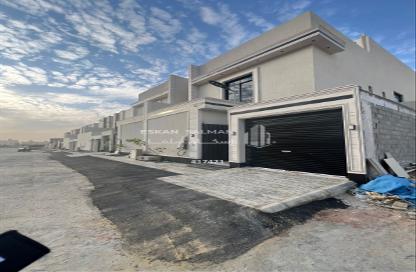 Villa - 7+ Bedrooms - 6 Bathrooms for sale in Al Bayan - Riyadh - Ar Riyadh Villa - 7+ Bedrooms - 6 Bathrooms for sale in Al Bayan - Riyadh - Ar Riyadh