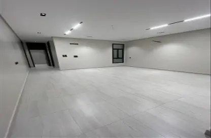 طابق كامل - 5 غرف نوم - 3 حمامات للبيع في الوفاء - جدة - مكة المكرمة طابق كامل - 5 غرف نوم - 3 حمامات للبيع في الوفاء - جدة - مكة المكرمة