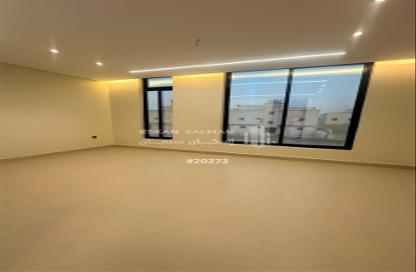 Apartment - 5 - 4 for sale in إشبيلية - Al Jubail - Eastern Apartment - 5 - 4 for sale in إشبيلية - Al Jubail - Eastern