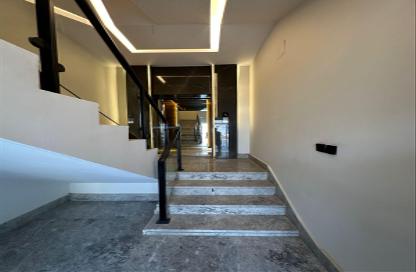 Apartment - 4 Bedrooms - 3 Bathrooms for sale in Al Munisiyah - Riyadh - Ar Riyadh