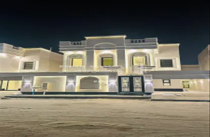 Villa - 7+ Bedrooms - 7 Bathrooms for sale in Al Amwaj - Al Khubar - Eastern