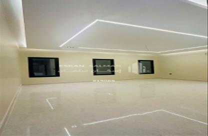 Villa - 7+ Bedrooms - 7 Bathrooms for sale in Al Amwaj - Al Khubar - Eastern