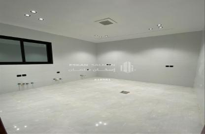 Villa - 5 Bedrooms - 4 Bathrooms for sale in Dahiyat Namar - Riyadh - Ar Riyadh