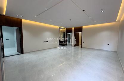 Villa - 5 Bedrooms - 4 Bathrooms for sale in Dahiyat Namar - Riyadh - Ar Riyadh