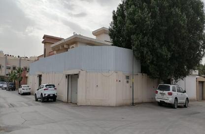 Villa - 4 Bedrooms - 6 Bathrooms for rent in الملك سلمان - Riyadh - Ar Riyadh