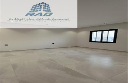 Apartment - 5 Bedrooms - 3 Bathrooms for sale in An Nuzhah - Jeddah - Makkah Al Mukarramah Apartment - 5 Bedrooms - 3 Bathrooms for sale in An Nuzhah - Jeddah - Makkah Al Mukarramah