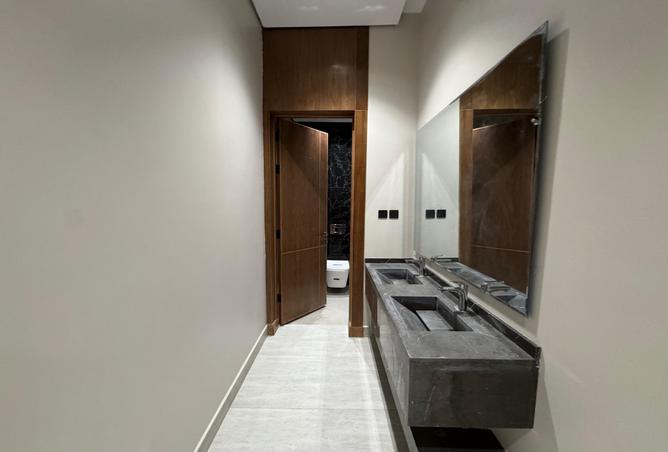 51067819 - صورة العقار 3