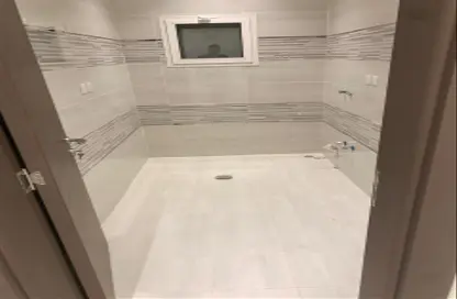 Apartment - 5 Bedrooms - 3 Bathrooms for rent in Ar Riyadh - Jeddah - Makkah Al Mukarramah