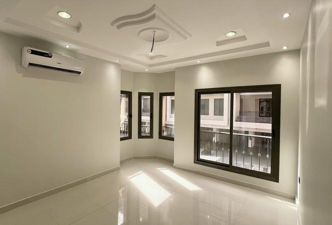 52127818 - Property Image 3