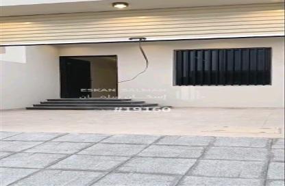 Apartment - 5 Bedrooms - 4 Bathrooms for sale in Shakar - Khamis Mushayt - Asir
