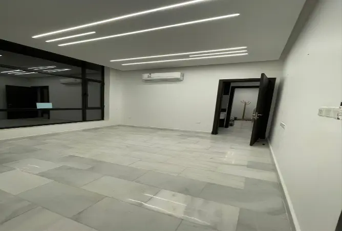 52316779 - Property Image 2
