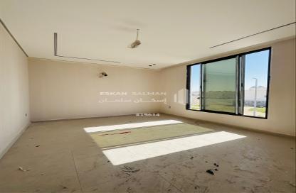 Villa - 5 Bedrooms - 4 Bathrooms for sale in Dahiyat Al Malik Fahd - Ad Dammam - Eastern