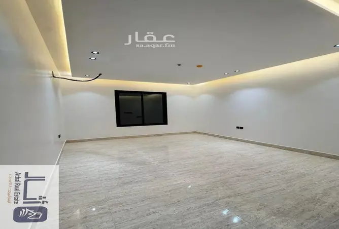 52348203 - Property Image 3