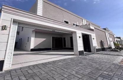 Villa - 6 Bedrooms - 5 Bathrooms for sale in Al Farouk - Riyadh - Ar Riyadh