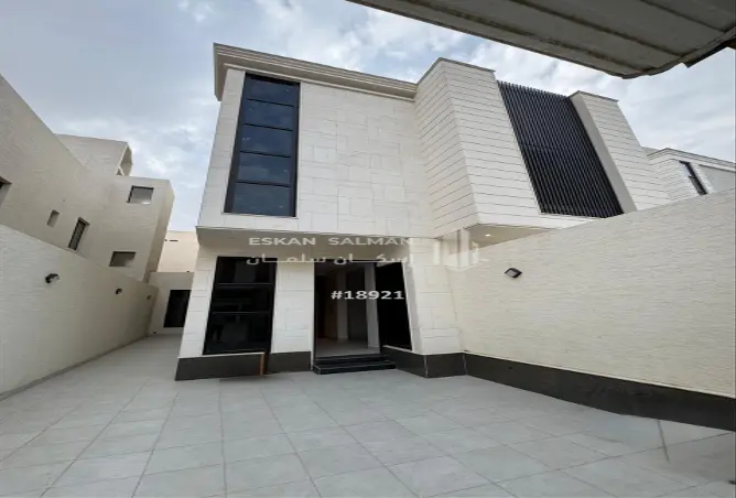 51003961 - Property Image 2