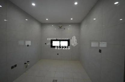 Apartment - 5 Bedrooms - 5 Bathrooms for sale in Az Zahra - Jeddah - Makkah Al Mukarramah