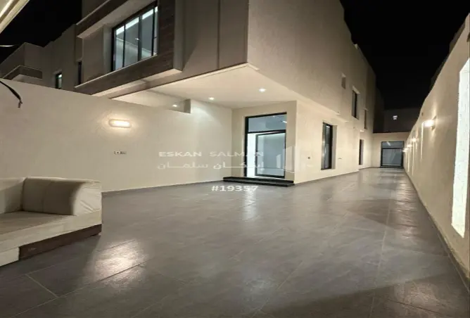 51867796 - Property Image 2