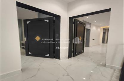 شقة - 3 غرف نوم - 3 حمامات للبيع في النظيم - الرياض - الرياض