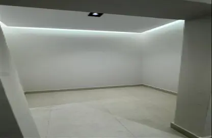 Apartment - 5 Bedrooms - 4 Bathrooms for rent in An Nuzhah - Jeddah - Makkah Al Mukarramah