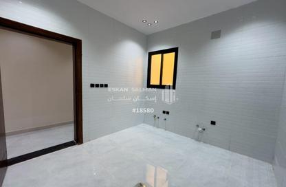 طابق كامل - 5 غرف نوم - 4 حمامات للبيع في ضاحية نمار - الرياض - الرياض طابق كامل - 5 غرف نوم - 4 حمامات للبيع في ضاحية نمار - الرياض - الرياض