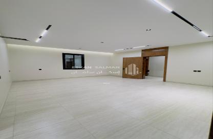 Apartment - 5 Bedrooms - 3 Bathrooms for sale in الأخباب - At Taif - Makkah Al Mukarramah Apartment - 5 Bedrooms - 3 Bathrooms for sale in الأخباب - At Taif - Makkah Al Mukarramah