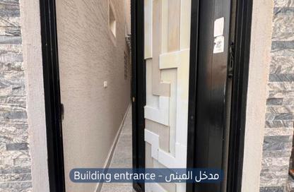شقة - 3 غرف نوم - 2 حمامات للايجار في النرجس - الرياض - الرياض