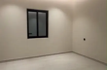Apartment - 3 Bedrooms - 3 Bathrooms for rent in An Nuzhah - Jeddah - Makkah Al Mukarramah