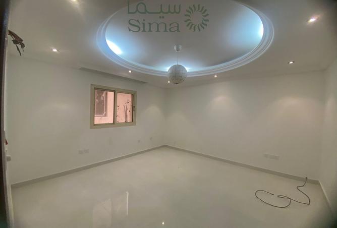 258014 - Property Image 3