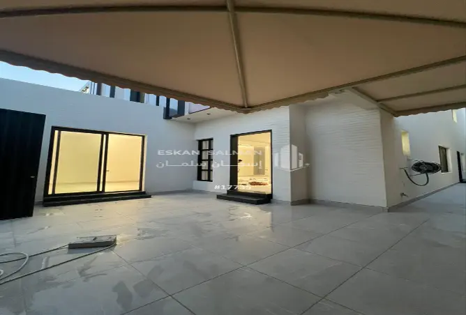 51860589 - Property Image 2