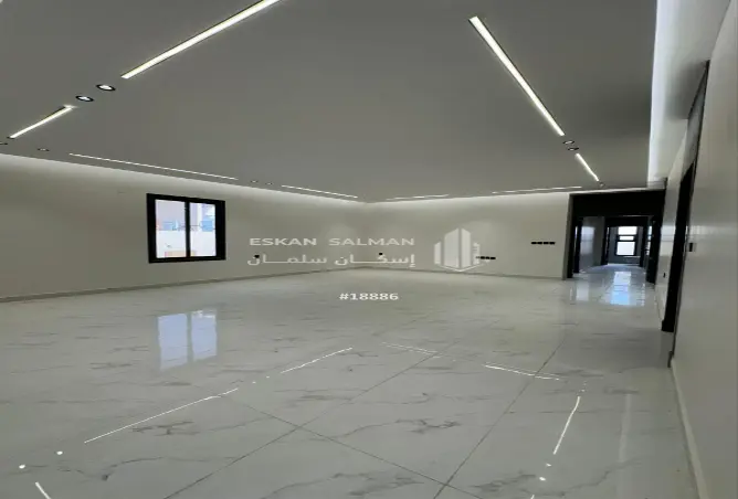 51004000 - Property Image 3