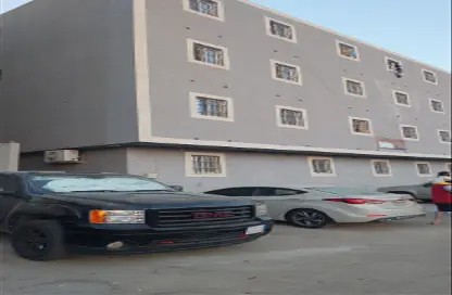 Apartment - 4 Bedrooms - 3 Bathrooms for sale in Al Dar Al Baida - Riyadh - Ar Riyadh