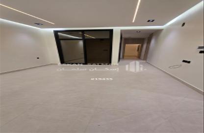 Apartment - 4 Bedrooms - 3 Bathrooms for sale in Al Khalij - Riyadh - Ar Riyadh