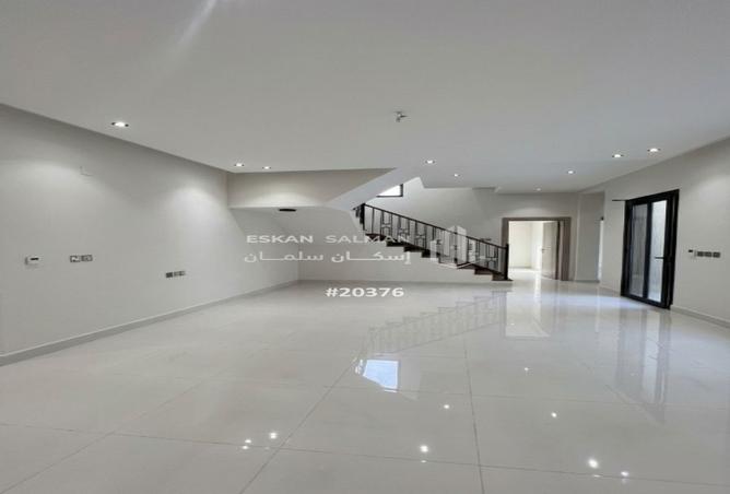 52122889 - Property Image 2