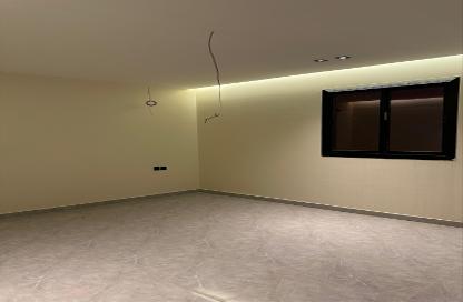 Full Floor - 3 - 2 for sale in القدس - At Taif - Makkah Al Mukarramah